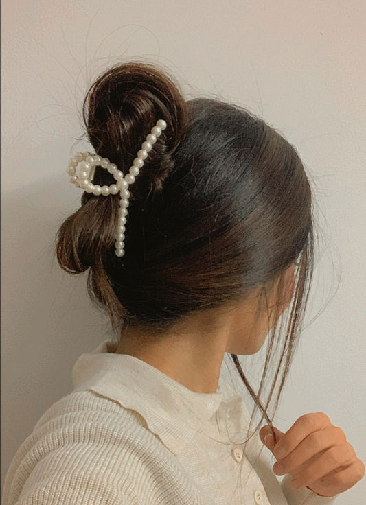 Pearl Clip